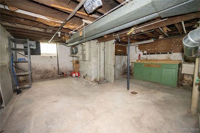 233 Olmstead Avenue, Lancaster, NY 14043