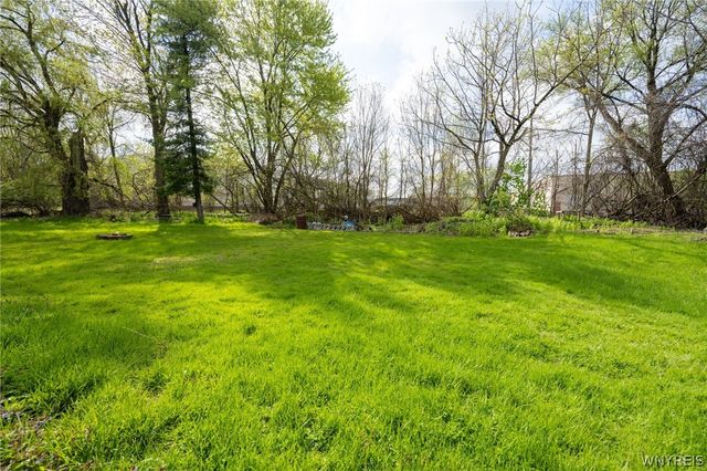 233 Olmstead Avenue, Lancaster, NY 14043
