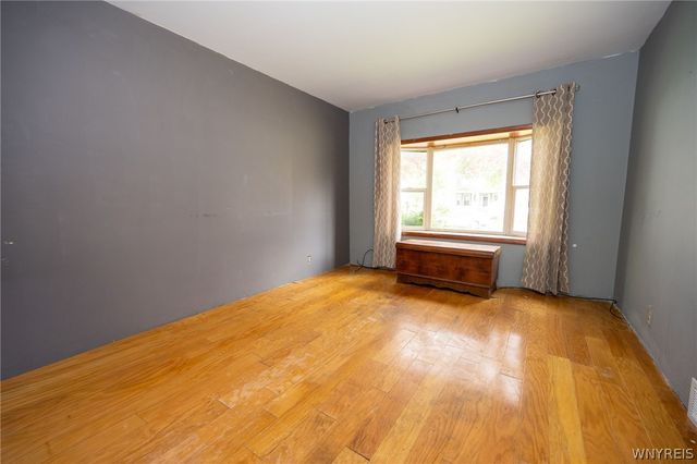233 Olmstead Avenue, Lancaster, NY 14043
