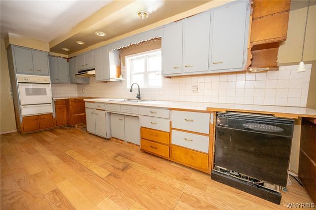 233 Olmstead Avenue, Lancaster, NY 14043