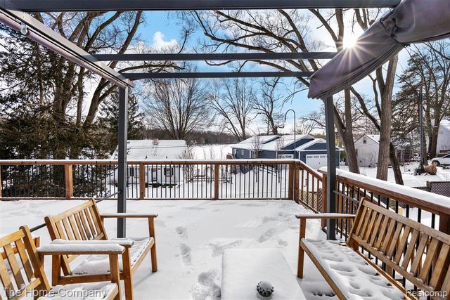 3821 Langley Drive, Pinckney, MI 48169