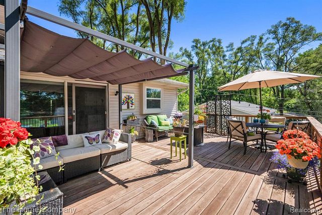 3821 Langley Drive, Pinckney, MI 48169