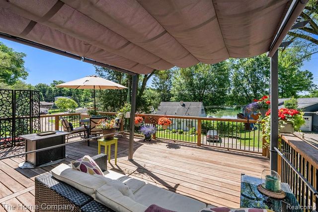 3821 Langley Drive, Pinckney, MI 48169