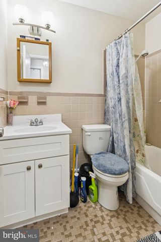 2 BELL AIR CT, Fredericksburg, VA 22405