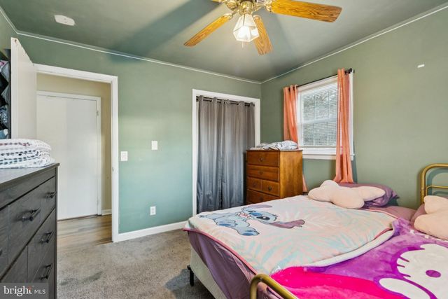 2 BELL AIR CT, Fredericksburg, VA 22405