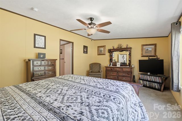 363 Banner Farm Road, Mills River, NC 28759