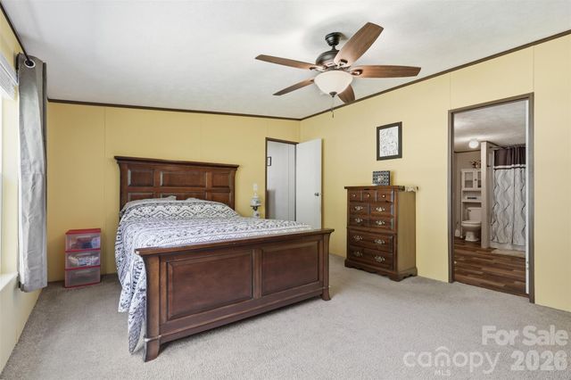 363 Banner Farm Road, Mills River, NC 28759