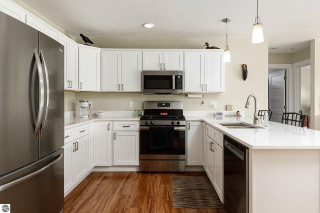 4838 Bartlett Road, Williamsburg, MI 49690