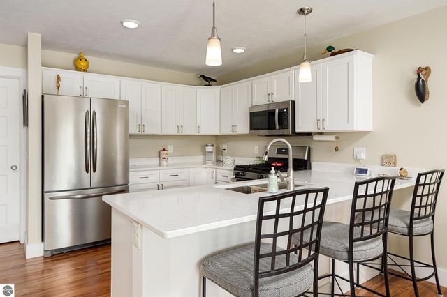 4838 Bartlett Road, Williamsburg, MI 49690