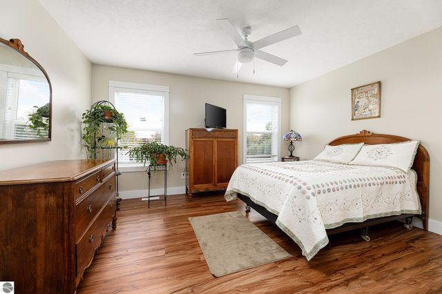 4838 Bartlett Road, Williamsburg, MI 49690