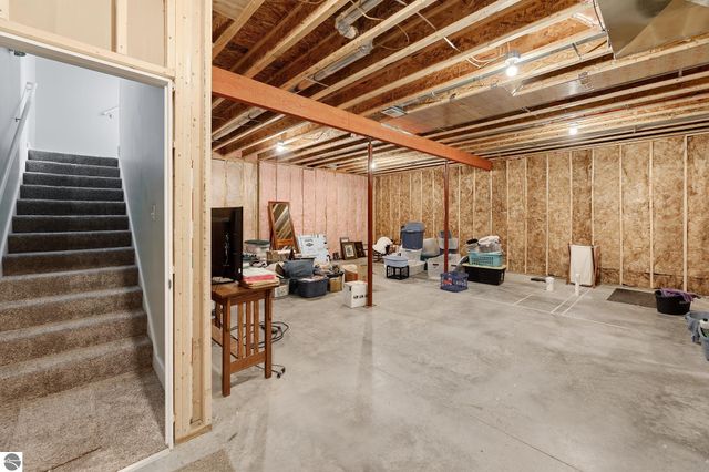 4838 Bartlett Road, Williamsburg, MI 49690