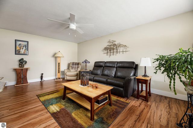 4838 Bartlett Road, Williamsburg, MI 49690