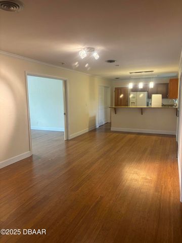 19 Capri Circle, Ormond Beach, FL 32174