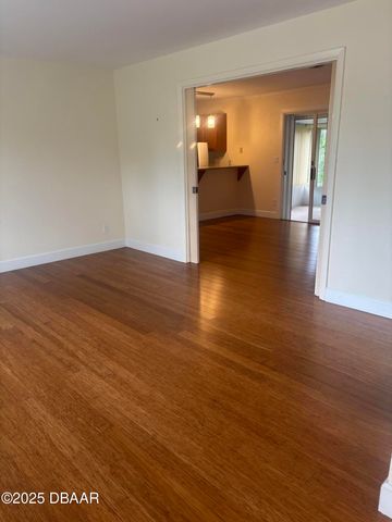 19 Capri Circle, Ormond Beach, FL 32174