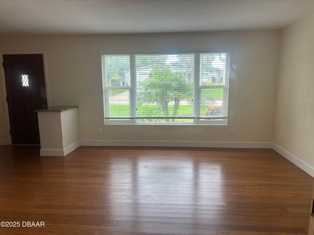 19 Capri Circle, Ormond Beach, FL 32174