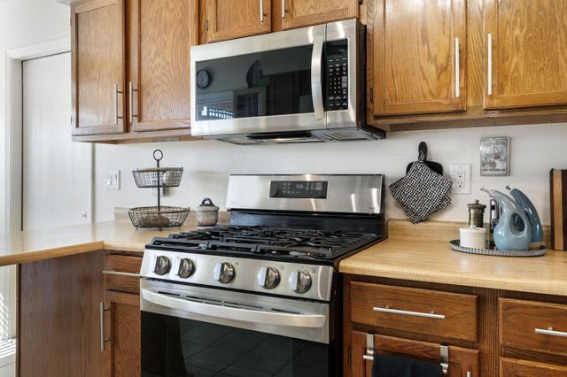 400 Sandstone Drive NE, Rio Rancho, NM 87124