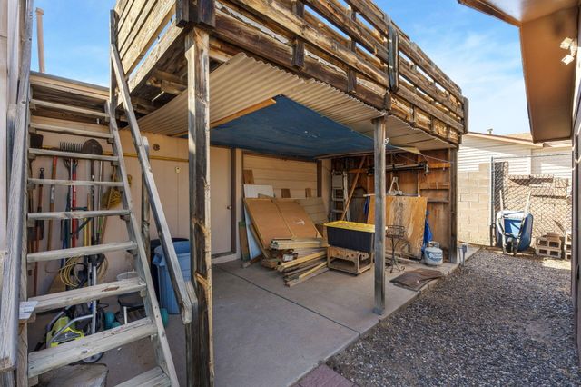400 Sandstone Drive NE, Rio Rancho, NM 87124