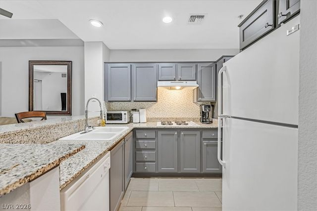 59 East Agate Avenue 206, Las Vegas, NV 89123