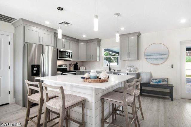 3420 Balboa CIR W, Naples, FL 34105