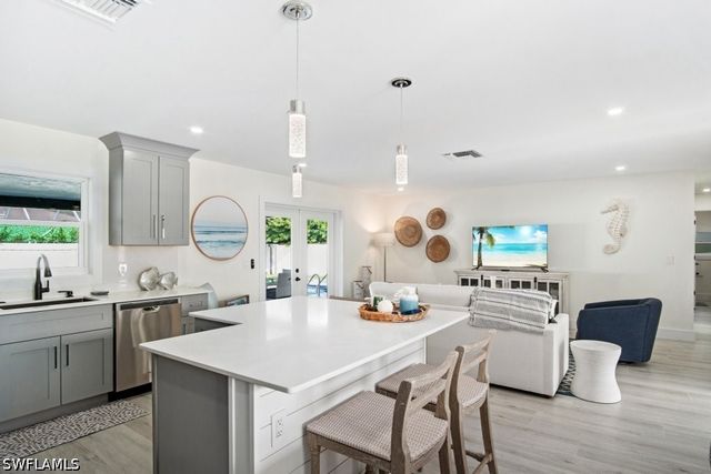 3420 Balboa CIR W, Naples, FL 34105