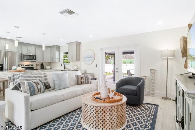 3420 Balboa CIR W, Naples, FL 34105