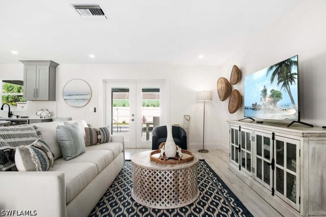 3420 Balboa CIR W, Naples, FL 34105