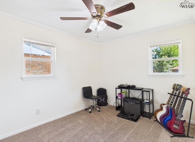 601 HAZEL DRIVE, Burkburnett, TX 76354