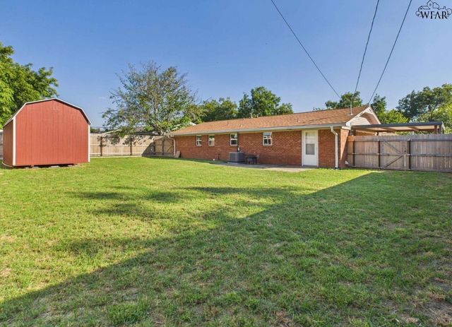 601 HAZEL DRIVE, Burkburnett, TX 76354