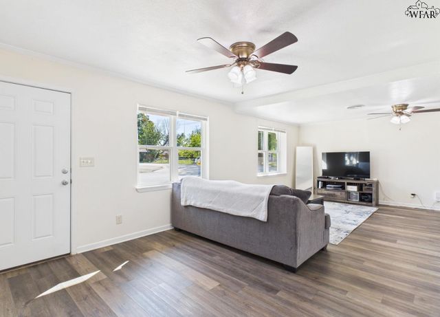 601 HAZEL DRIVE, Burkburnett, TX 76354