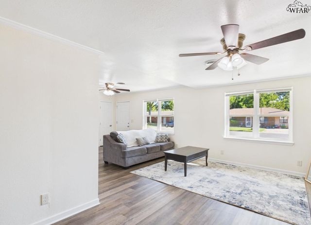 601 HAZEL DRIVE, Burkburnett, TX 76354