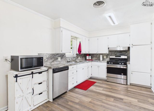 601 HAZEL DRIVE, Burkburnett, TX 76354