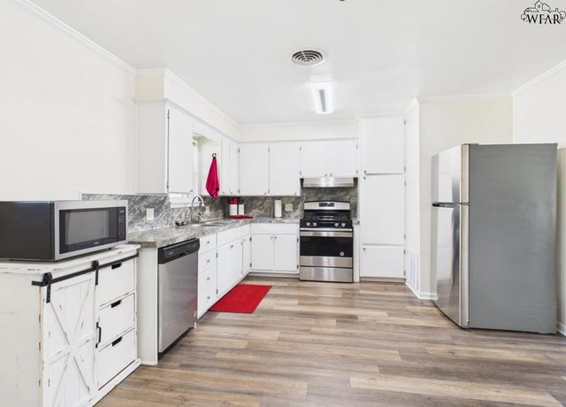 601 HAZEL DRIVE, Burkburnett, TX 76354