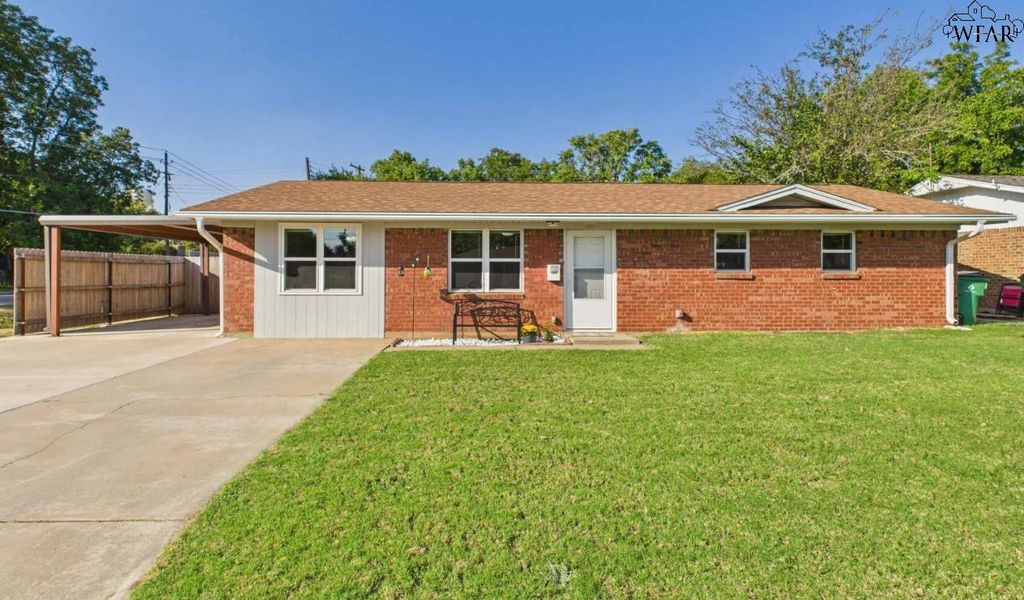 601 HAZEL DRIVE, Burkburnett, TX 76354