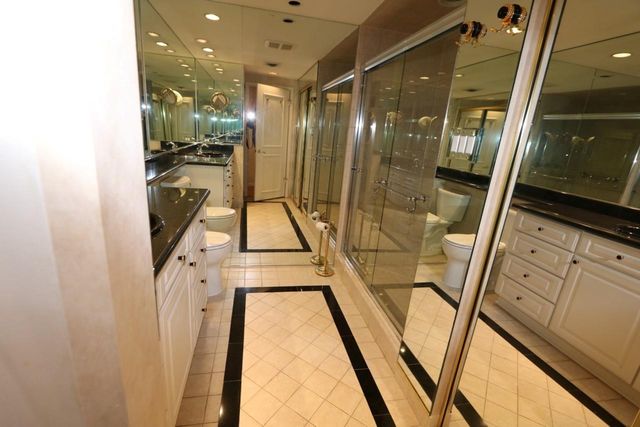 5001 Woodway Drive 104, Houston, TX 77056