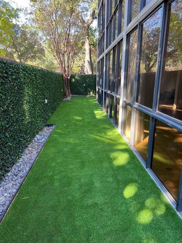 5001 Woodway Drive 104, Houston, TX 77056