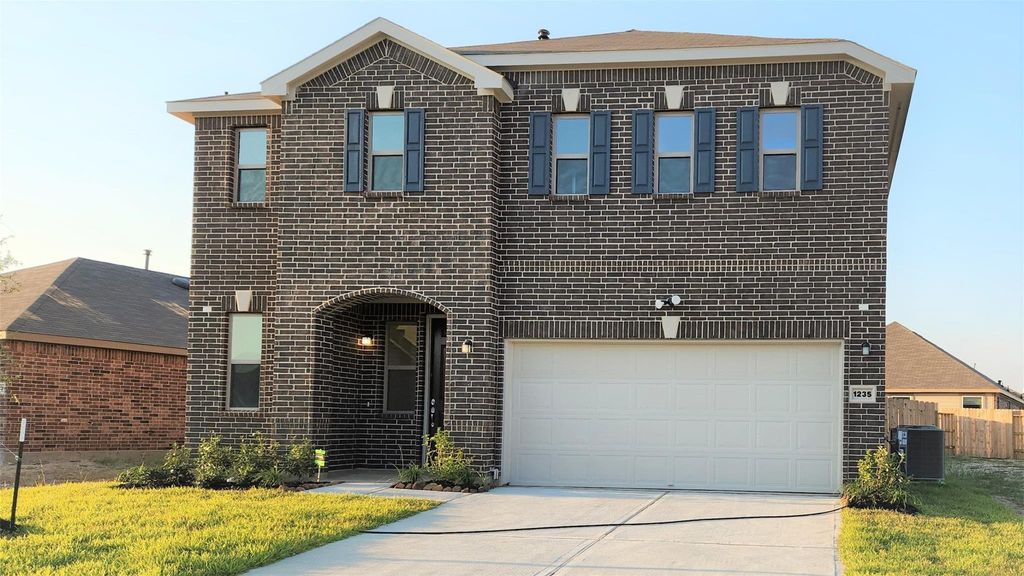 1235 Bryman Drive, Rosharon, TX 77583