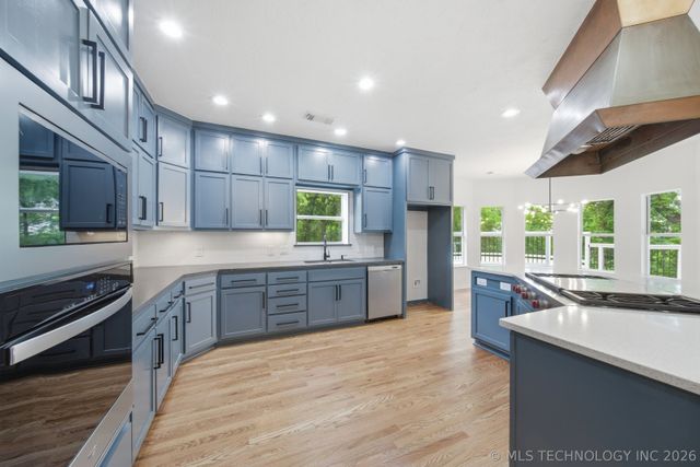 11959 S 18th Street, Jenks, OK 74037