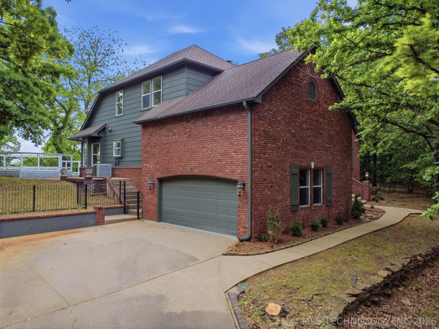 11959 S 18th Street, Jenks, OK 74037