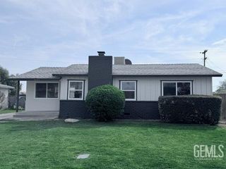 3609 Granada Avenue, Bakersfield, CA 93309
