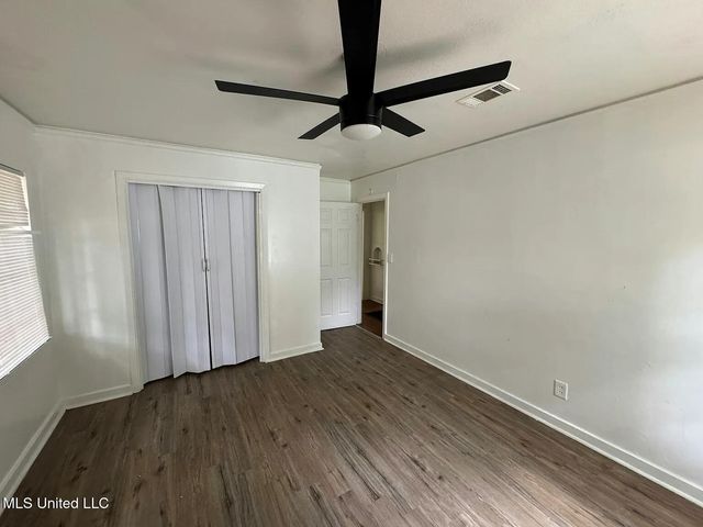 1734 Dixie Drive, Jackson, MS 39209