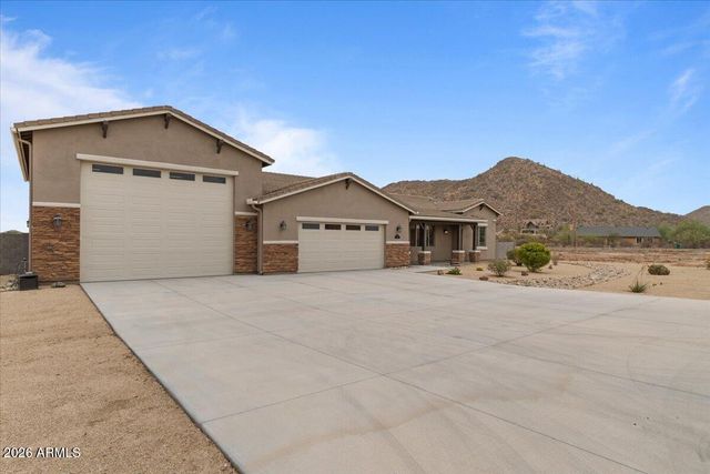 1980 W LINCOLN Court, San Tan Valley, AZ 85144