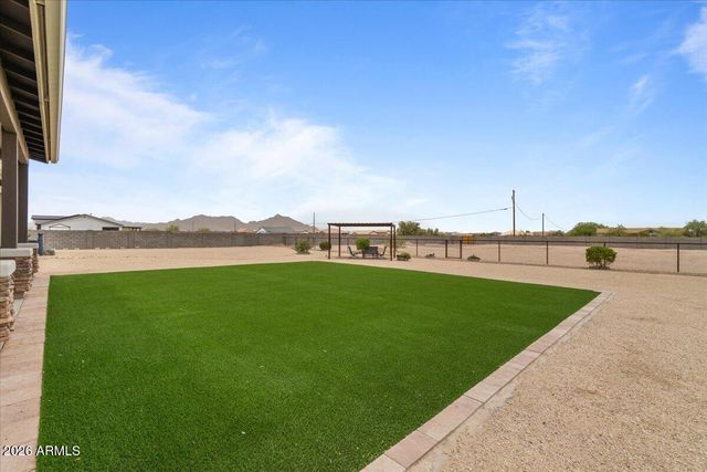 1980 W LINCOLN Court, San Tan Valley, AZ 85144