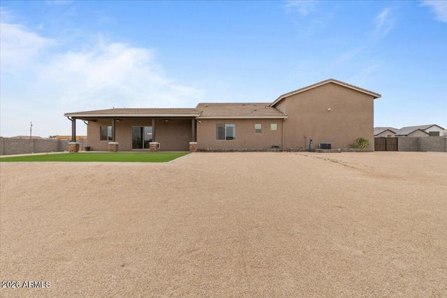 1980 W LINCOLN Court, San Tan Valley, AZ 85144