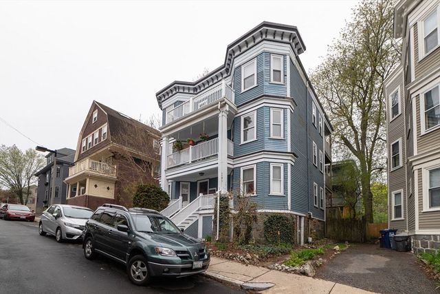 12 Parkton Rd 2, Boston, MA 02130