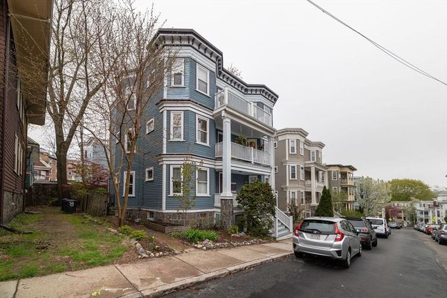 12 Parkton Rd 2, Boston, MA 02130