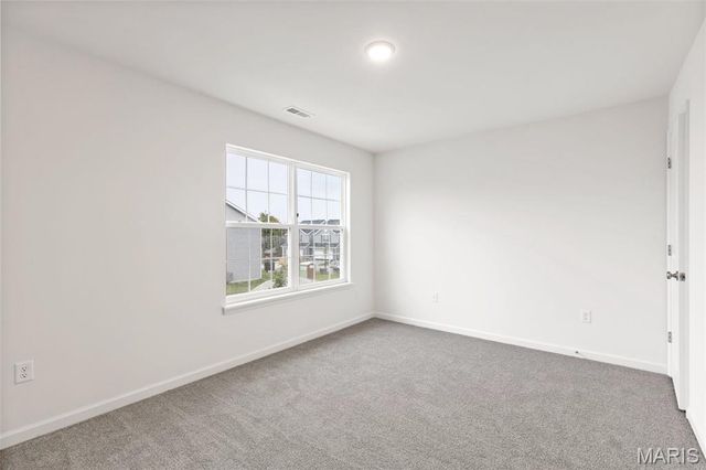 37 Fairmount Grove Drive, St Peters, MO 63376