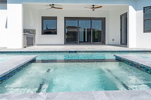 129 SW 34TH AVENUE, Cape Coral, FL 33991