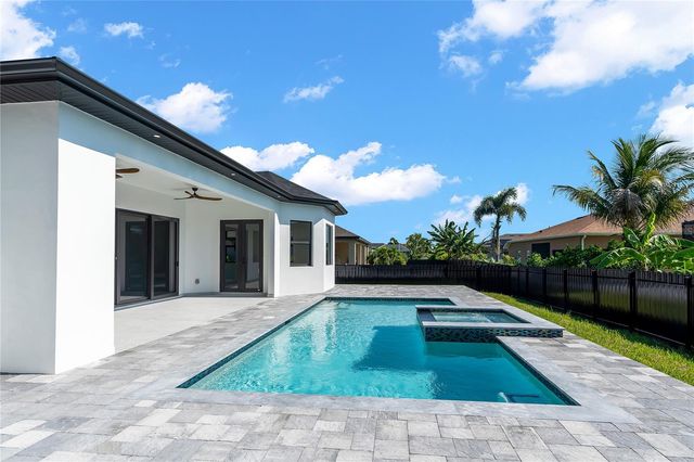 129 SW 34TH AVENUE, Cape Coral, FL 33991