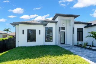 129 SW 34TH AVENUE, Cape Coral, FL 33991
