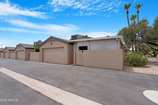 20051 N GREENVIEW Drive, Sun City West, AZ 85375